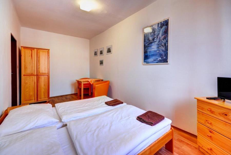 Hotel Hvezda Bruntál Kültér fotó